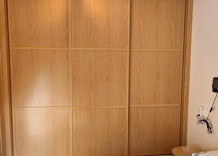 Ventana Al Paraíso Del Oso - Somiedo. Window To Bear Paradise - Somiedo *